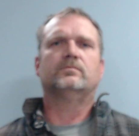 Scott County firefighter accused of choking his girlfriend.