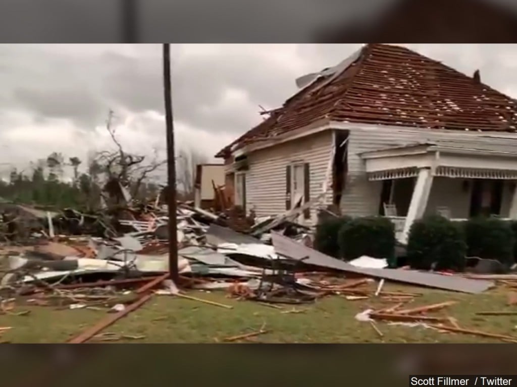 Tornado damage in Bearegard Alabama
