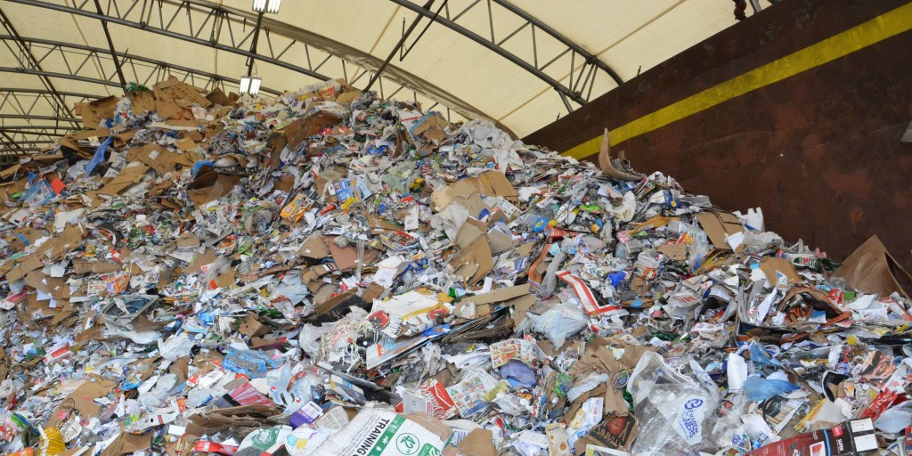 Lexington Recycle Center experiences equipment failure and had to temporarily close.