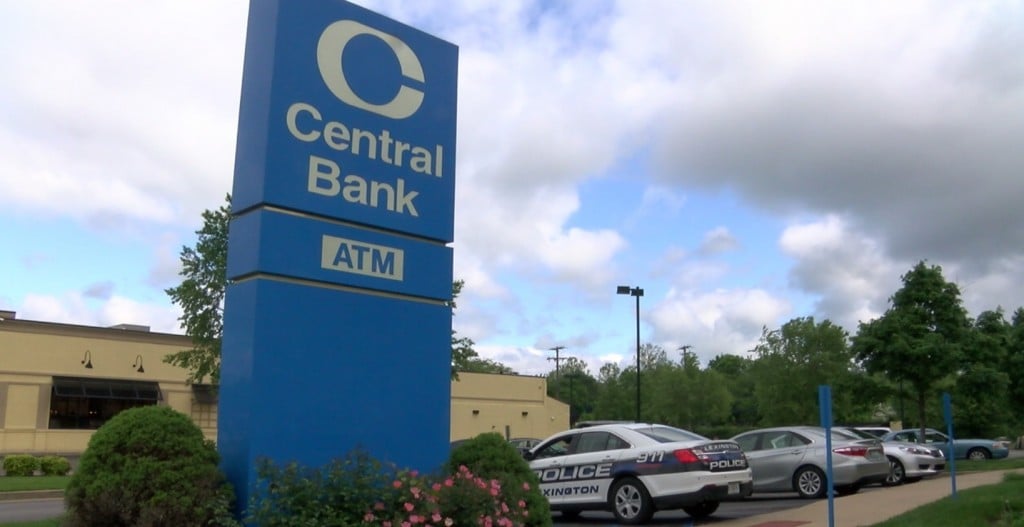 Central Bank robbed on West New Circle.