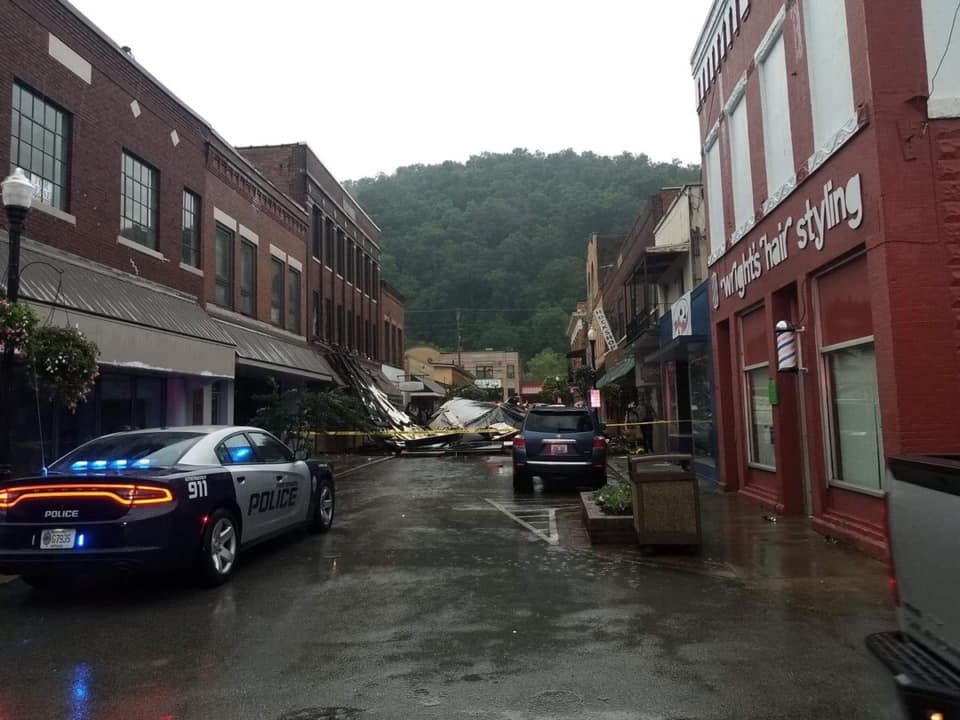 Roof blew off business in Prestonsburg and hit a vehicle