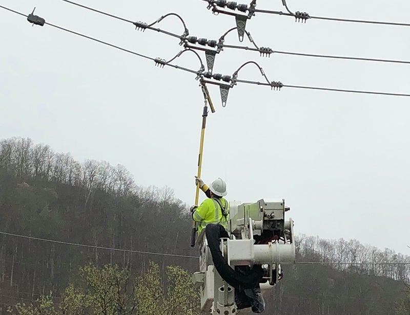 Kentucky Power repair crews restoring power in eastern KY after severe wind damage from 4-12-20