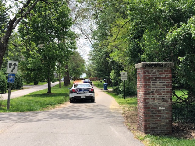 Veteran with gun threatening to harm himself and police on Mariemont Drive in Lexington 5-17-20 (scene)