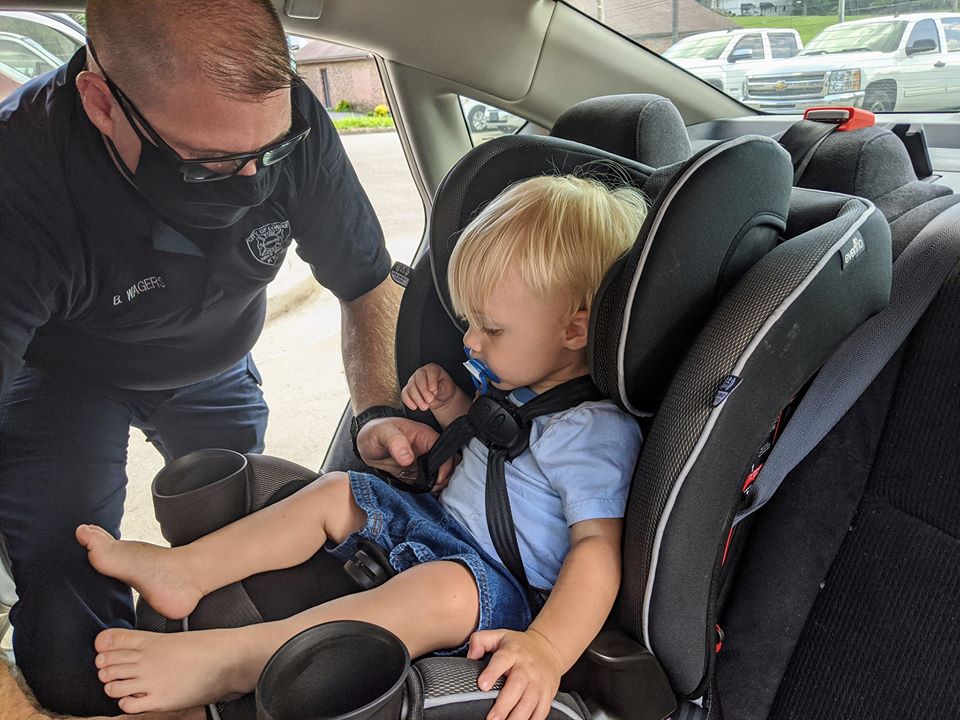London Police and Fire perform free child safety seat checks as part of City Safety Day on 8-4-20