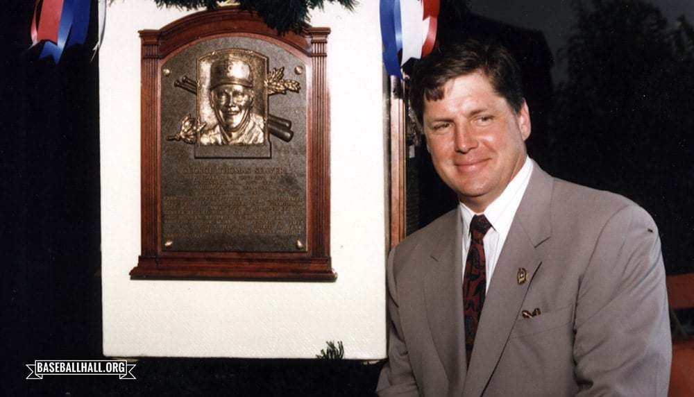 Former Reds and Mets Hall of Fame pitcher Tom Seaver passes away
