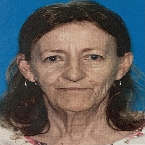 70-year old Shirley Kimelton has dementia.  She went missing in Lexington on 4-2-21.  A Golden Alert was issued by Lexington Police