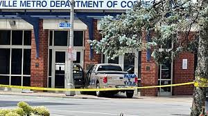 Pickup truck crashes into Louisville Metro Corrections building 7-13-21