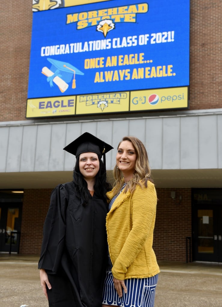 Schollenberger Lacey Grad2021