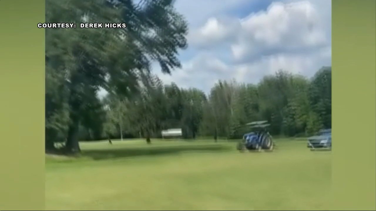 Man driving a tractor chased by police at Madison County golf course - WTVQ