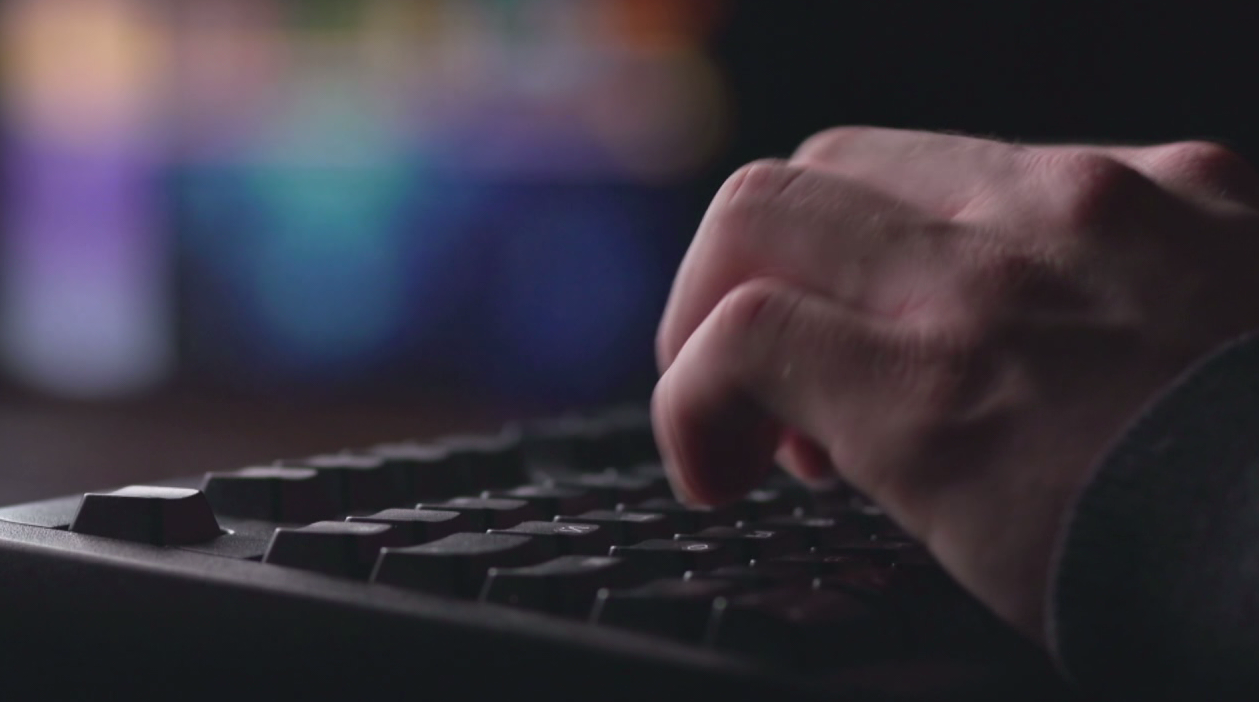 Hacker, activist from Kentucky part of take down of 'the most hated man on the internet' - Vimarsana News