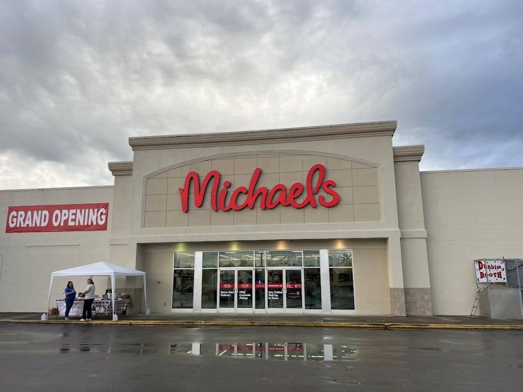 michaels craft store in london