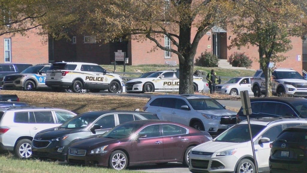 Henry Clay High School on lockdown on Thursday