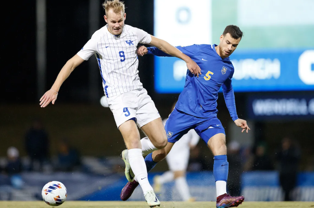 Uk Soccer Loses To Pitt