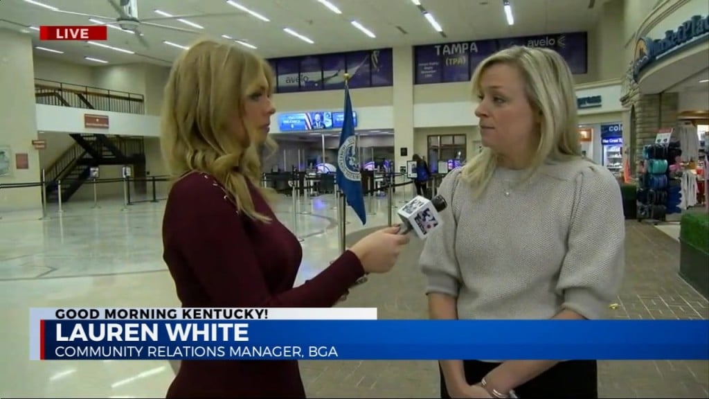 Holiday Travel, Annie Brown Live At Lexington Bluegrass Airport 11/23/2022