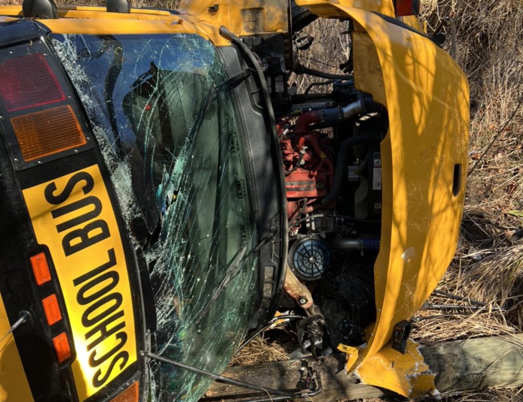 Magoffin County bus crash | Credit: Ritt Mortimer / Salyersville Independent