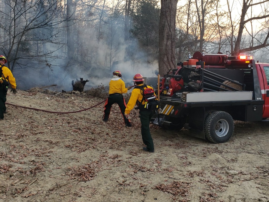 Lexington Fire Department crew battling Estill County fires