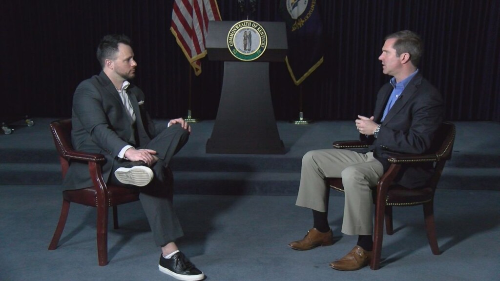Beshear And Paxton Picture00000000