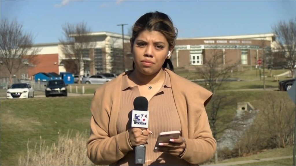 Tates Creek Middle School Evacuated, Ana Medina Live 1/19/23