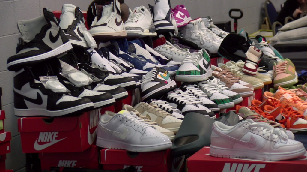 Sneaker