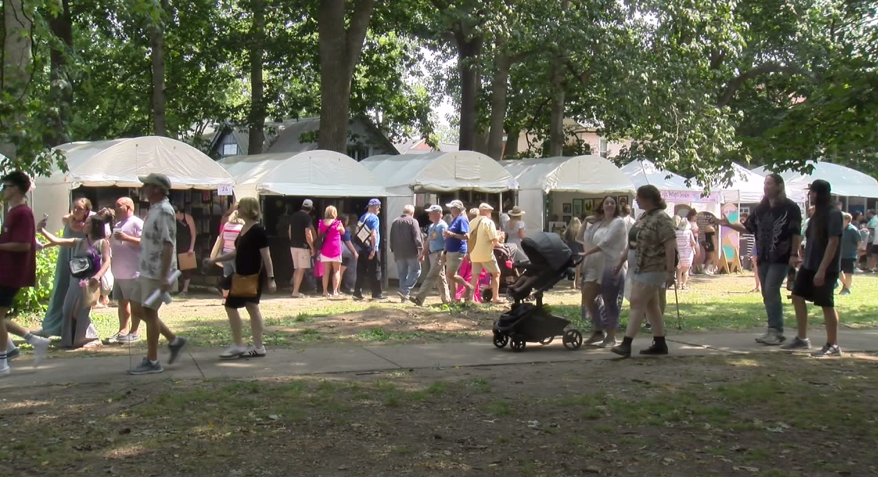 Woodland Art Fair draws tens of thousands to Lexington - ABC 36 News