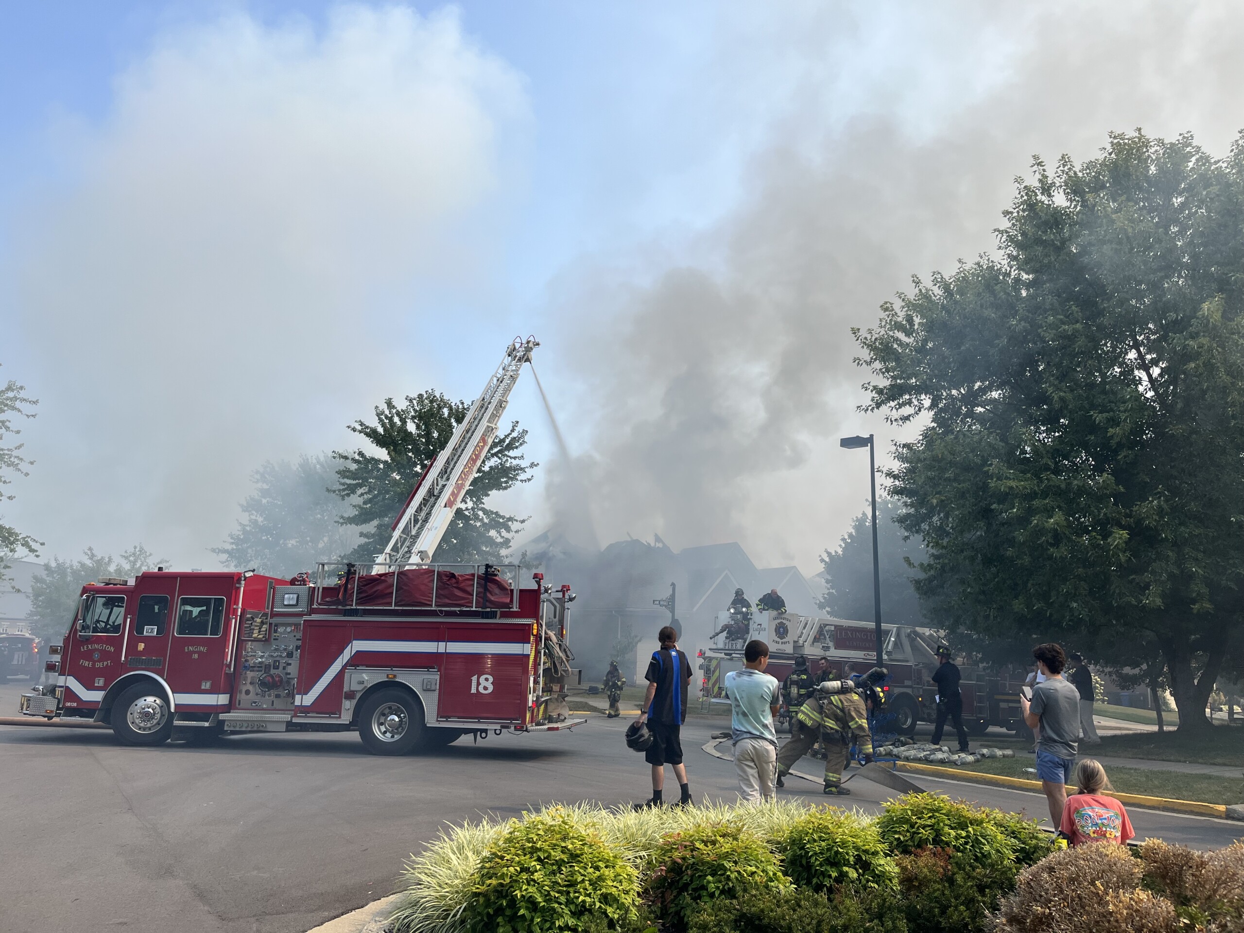 Lexington Fire Department battles house fire - WTVQ