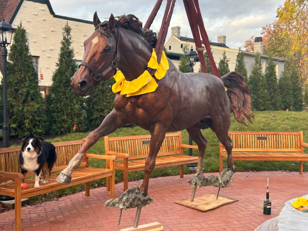 Secretariat statue (Dylan Scheid/WTVQ)