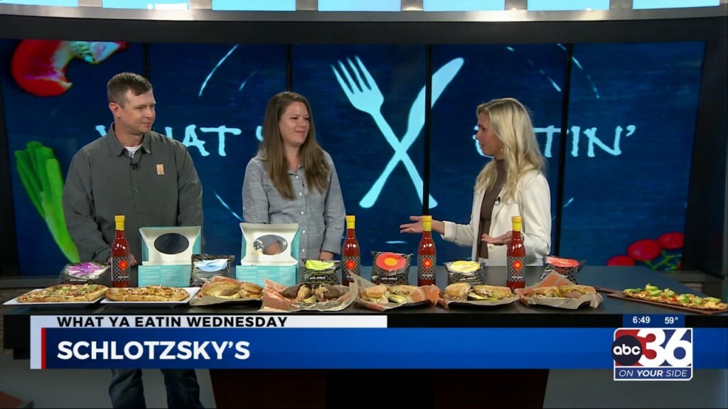 What Ya Eatin' Has Schlotsky's Bringing Pizza, Sandwiches And Cinnabon