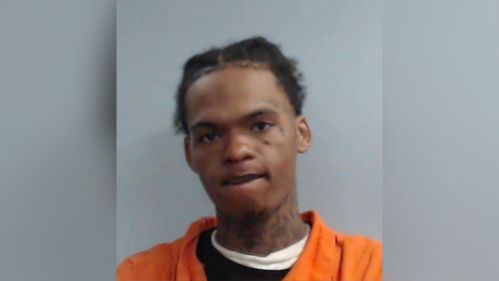 Jamonte Robertson mugshot (Fayette County Detention Center)