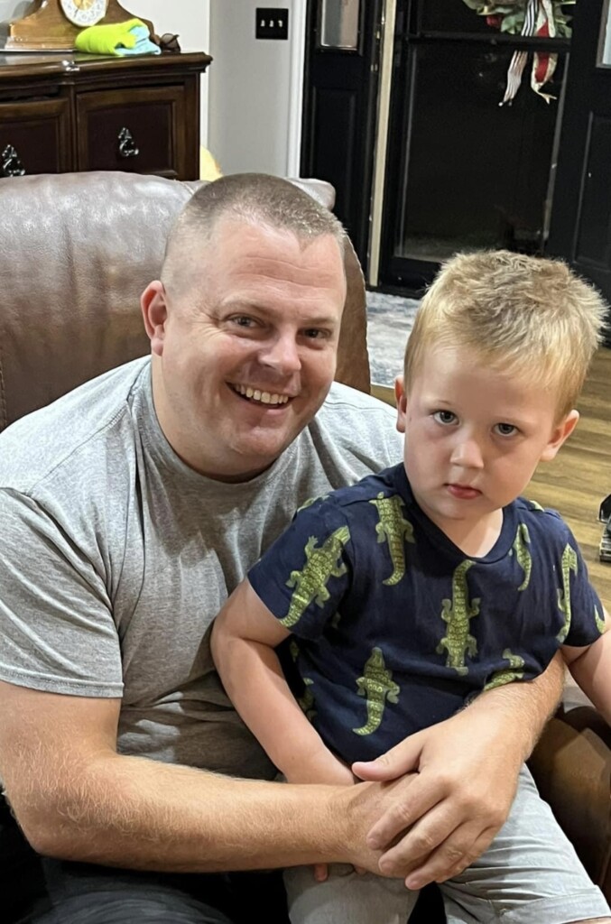 Sgt. Troy Truett saves 2-year-old (London Police Department/Facebook)