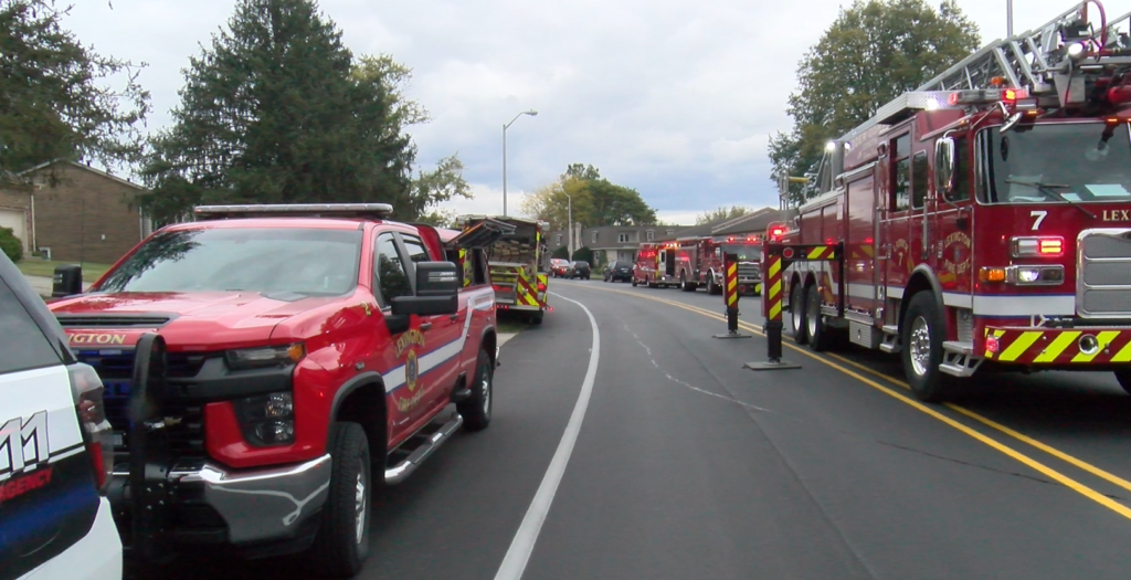 Malabu Drive apartment fire (Justin Walker/WTVQ)