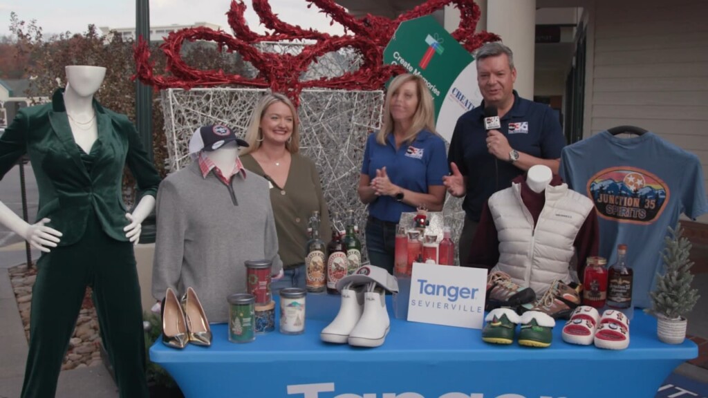 Noon Sevierville Takeover Part 4 With Allie French Marketing Director Tanger Outlets