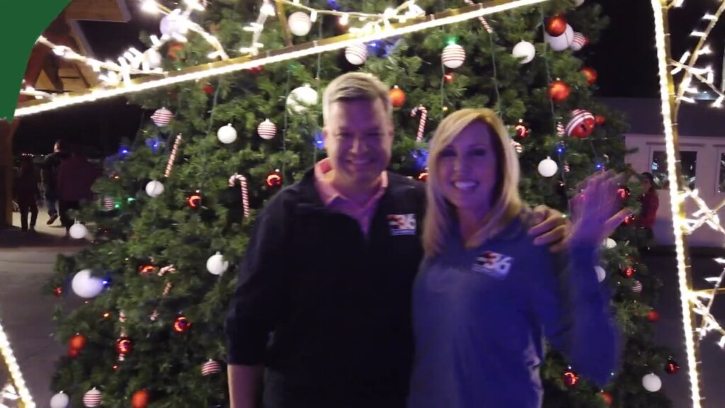 Noon Sevierville Takeover Part 6 Jason Roberts With Shadrack's Christmas Wonderland And Thanks To The Lodge At Five Oaks