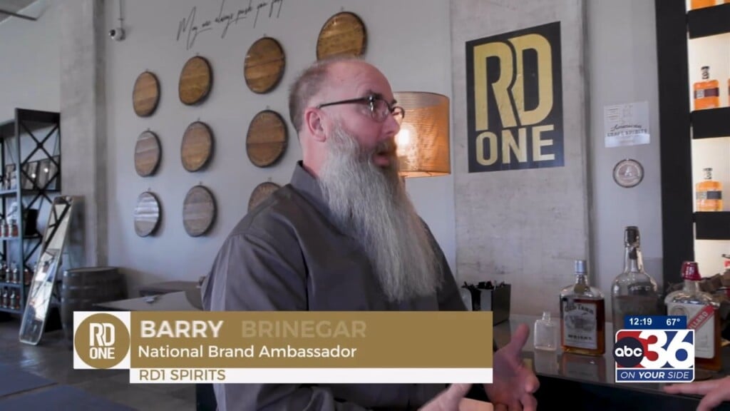 Dr. Jason's Lexplorations Visits Rd1 Distillery