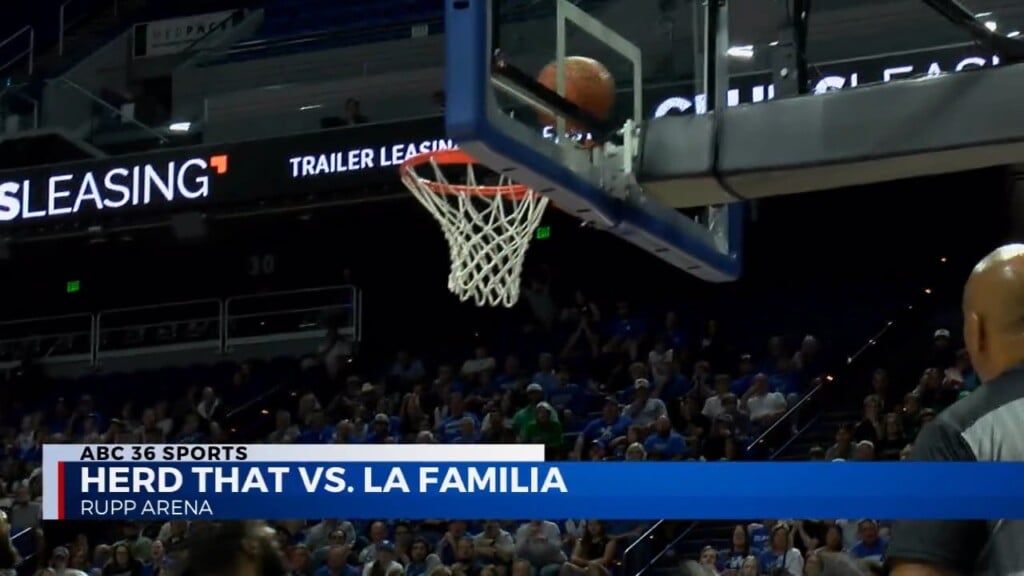 La Familia Wins Lexington Regional In The Basketball Tournament