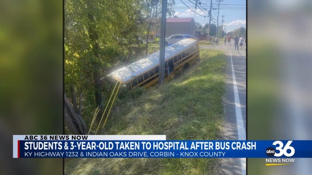 Multiple People Hospitalized After School Bus Crash In Knox County