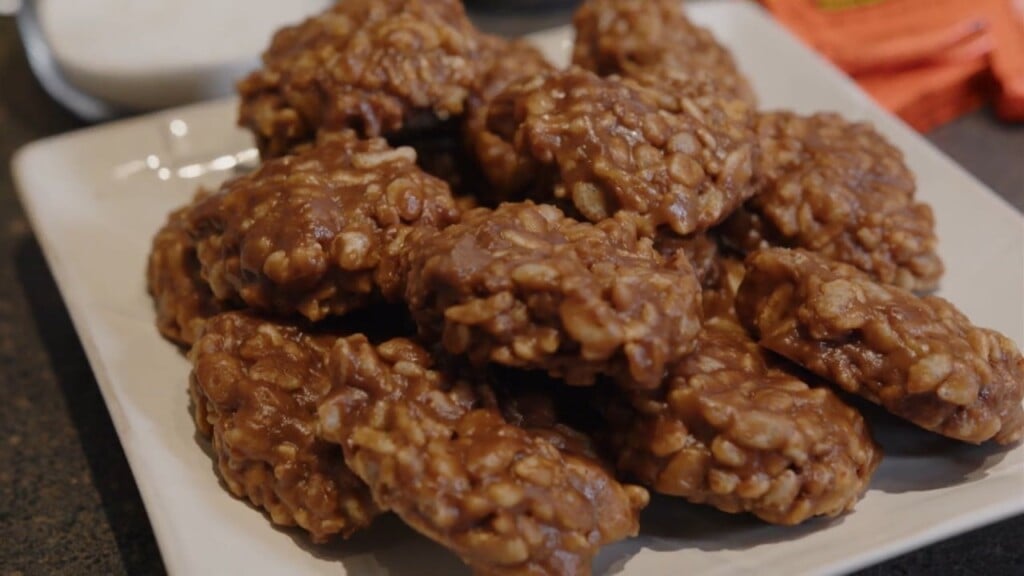 Mom To Mom: No Bake Reese's Cup Cookies