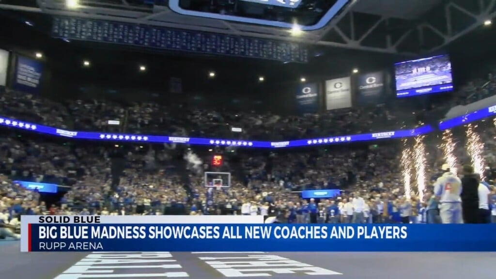 New Kentucky Basketball Teams On Display At Big Blue Madness