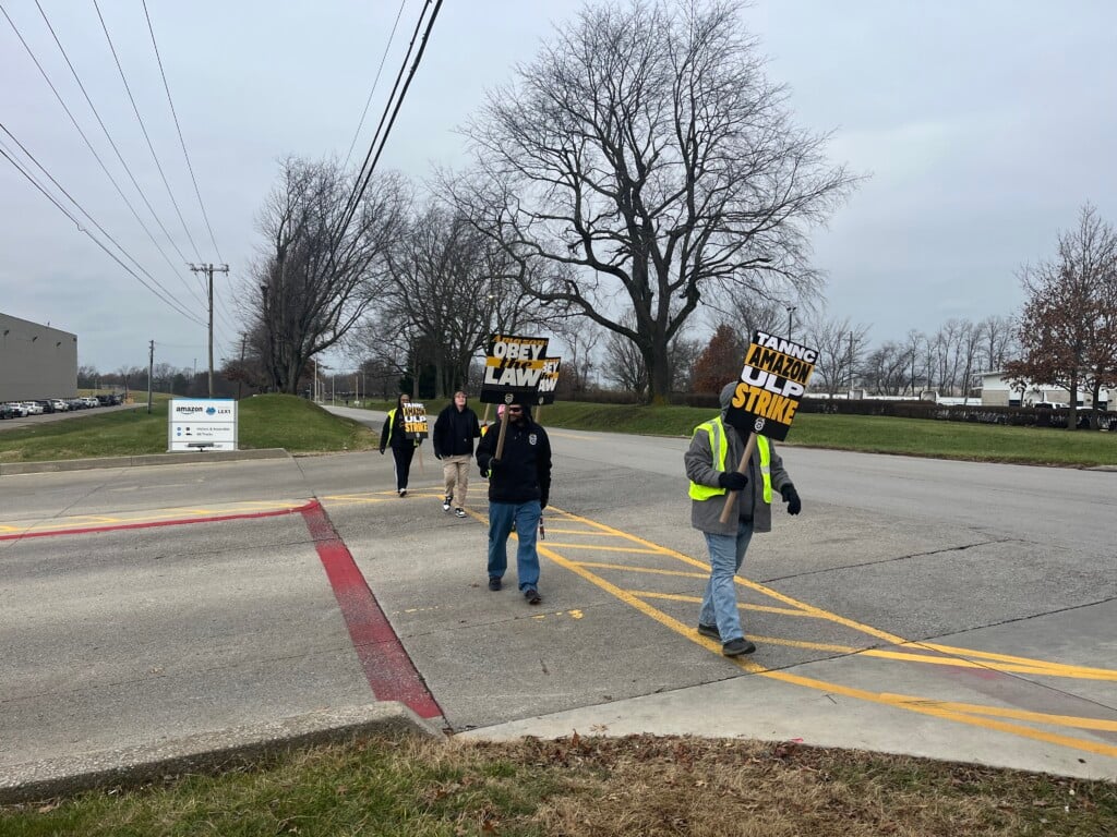 AMAZON WORKERS STRIKE