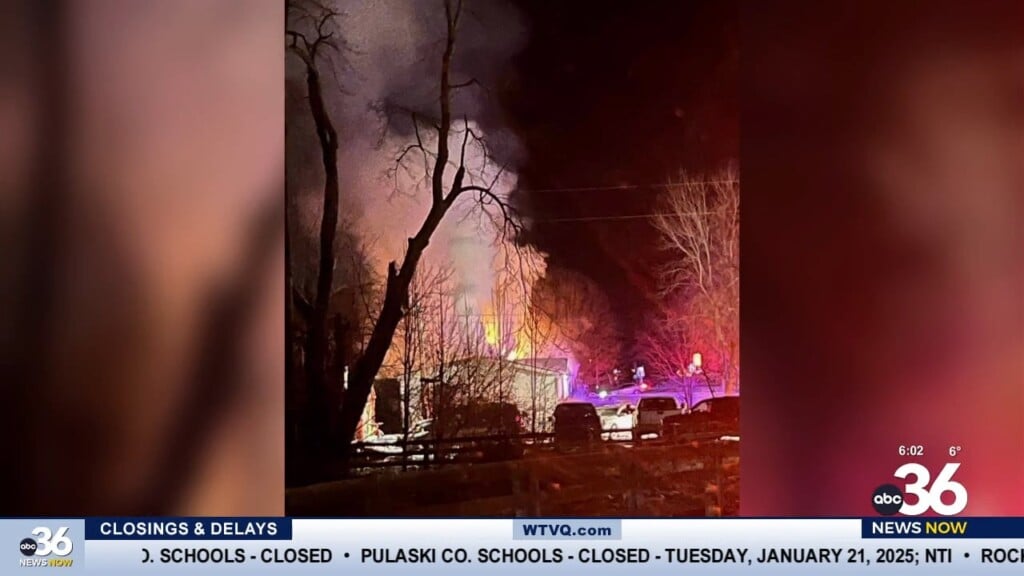 Firefighters Battle Laurel County House Fire In Frigid Temperatures
