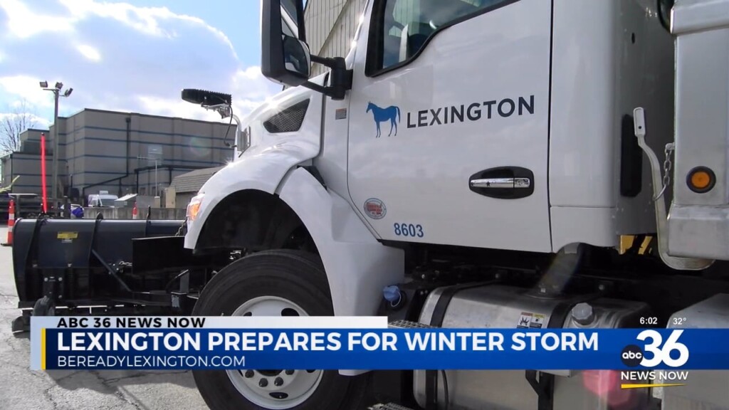 Lexington Prepares For Winter Storm