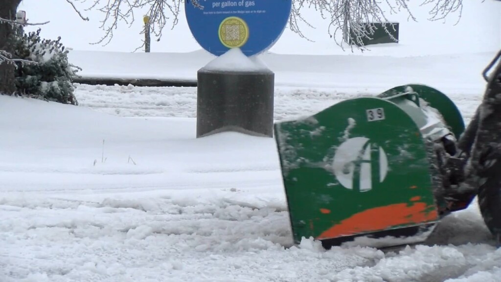 Noon Snow And Ice Conditions Live With Jane Davenport
