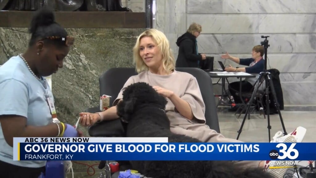 The Beshears Give Blood At Team Kentucky Blood Drive For Flood Victims