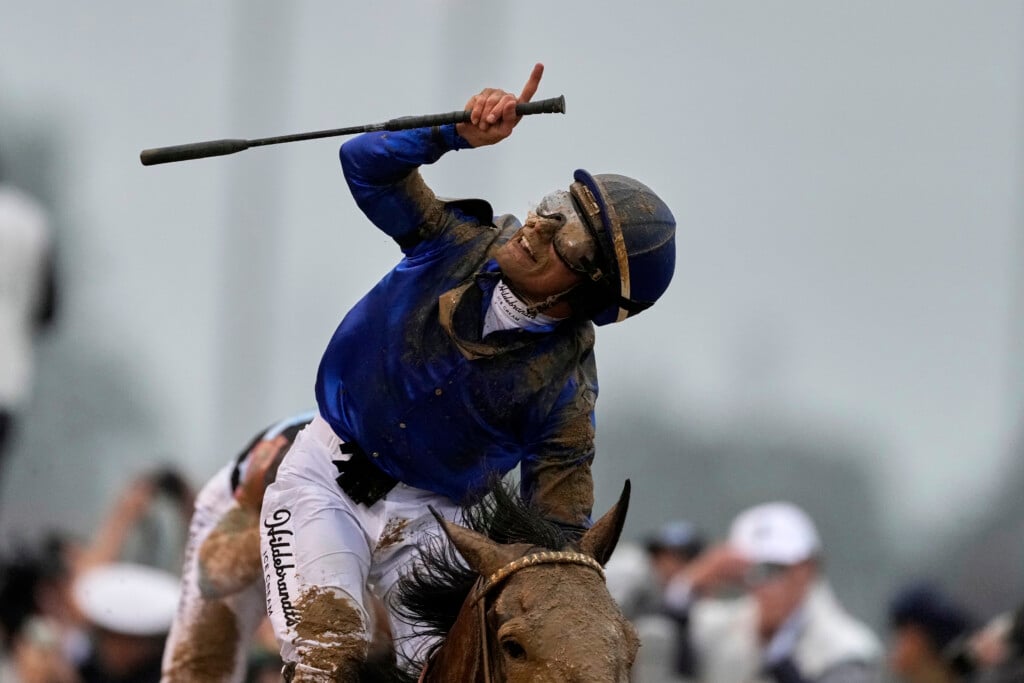 Aptopix Kentucky Derby Horse Racing