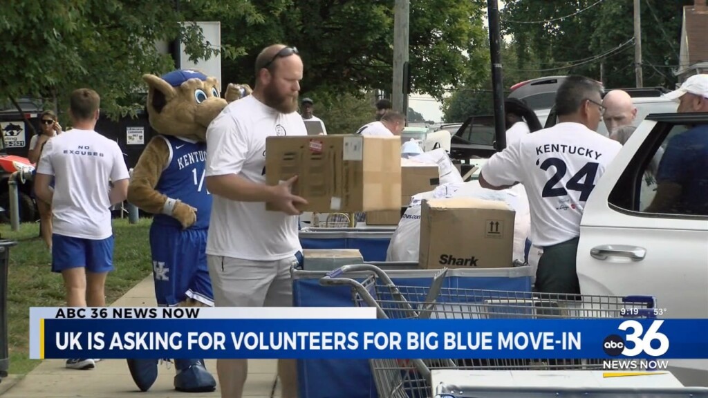 University Of Kentucky Asking For Volunteers For Big Blue Move In