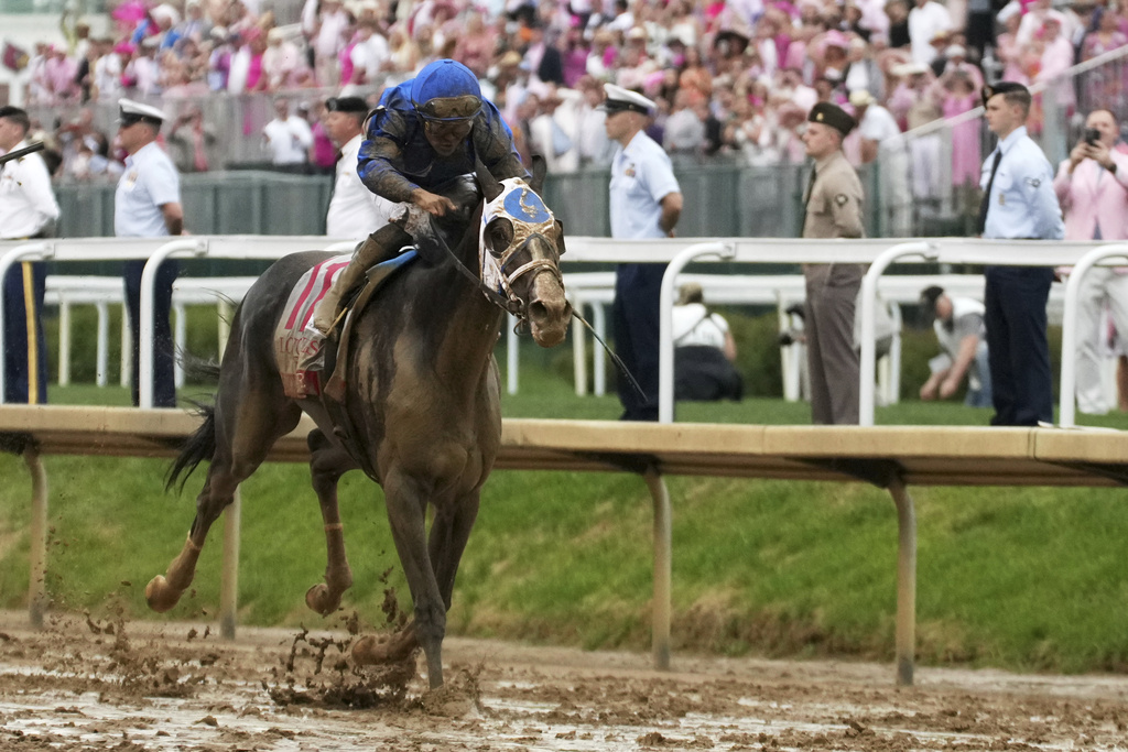 Kentucky Oaks Horse Racing
