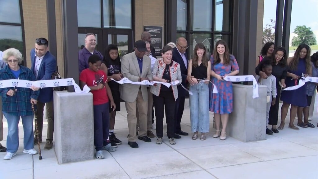 Ribbon Cutting For New Community Center In Davis Park