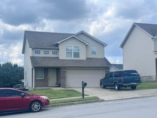 Nicholasville House