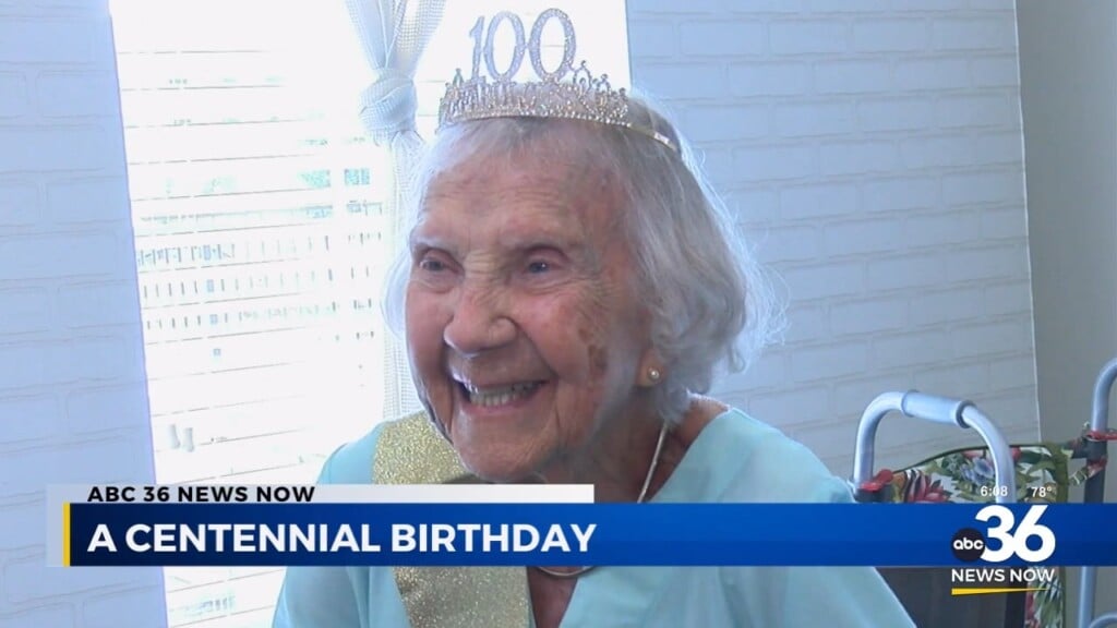 Woman Celebrates 100th Birthday