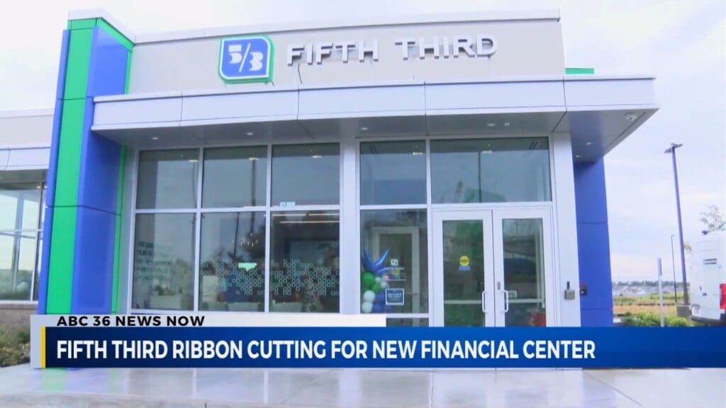 Fifth Third Ribbon Cutting For New Financial Center