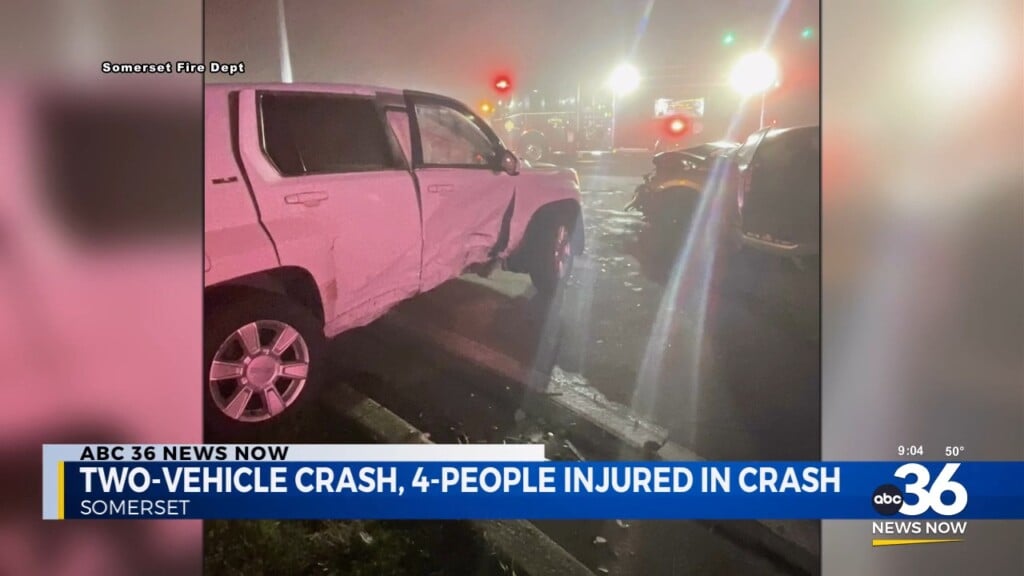 Two Vehicle Crash Leaves Four People Injured